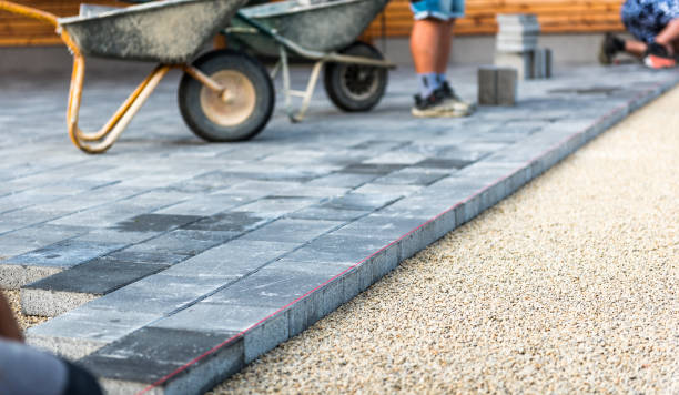 Best Concrete Driveway Installation in Clinton, IA